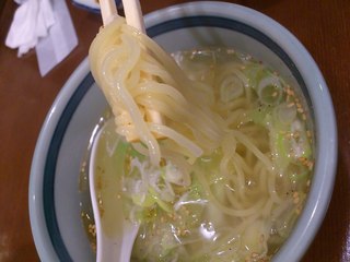 仕上げのラーメン
