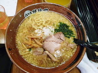 越後醤油ラーメン