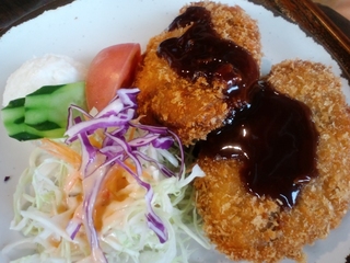 コロミンチ定食