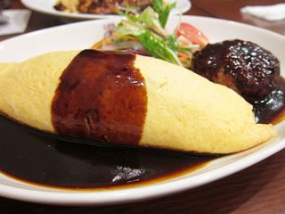 オムライスとハンバーグ