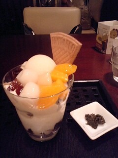 白桃ほうじ茶パフェ