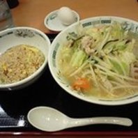 野菜たっぷりチャンポン＋半炒飯