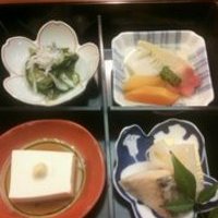 ＨＡＫＯＭＯＲＩランチ～進　肴を一品お選…