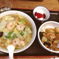 エビ塩麺ＡＮＤ中華丼