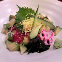 まぐろアボガド丼