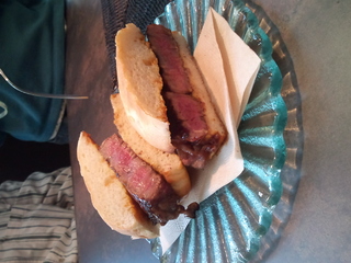 熟成フィレステーキサンド