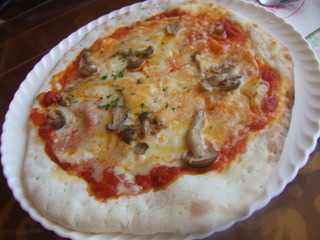 フンギのピザ