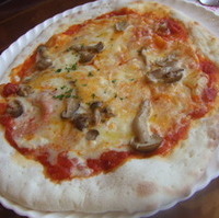 フンギのピザ
