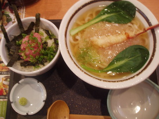 蟹入りおろしあんかけうどんランチ