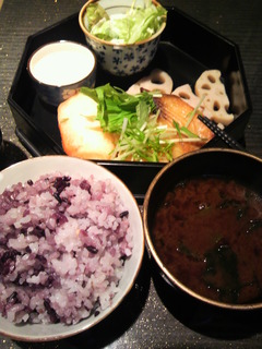 自家製味噌で漬けたカレイのオーブン焼き