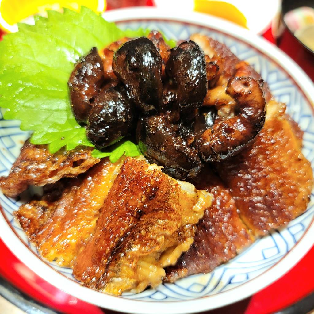 肝入り上うなぎ丼（限定）