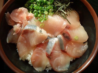 寒ブリ丼