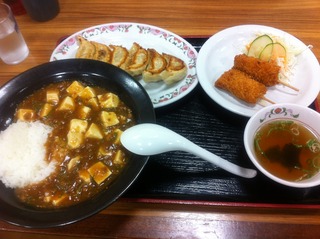 麻婆丼定食