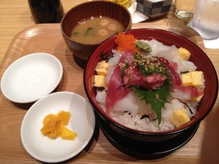 よくばり海鮮丼