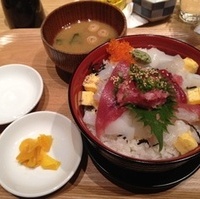 よくばり海鮮丼