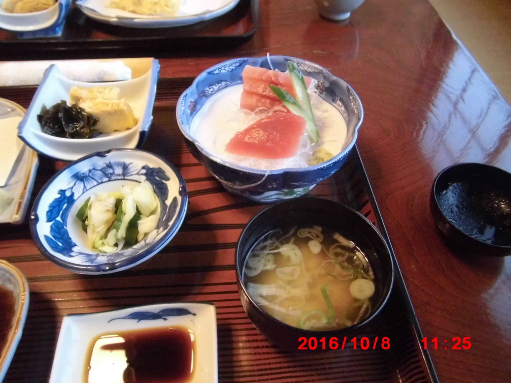 本日のお勧め「お刺身と天婦羅の定食」