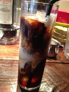 サルシッチャと赤玉ねぎのアラビアータ