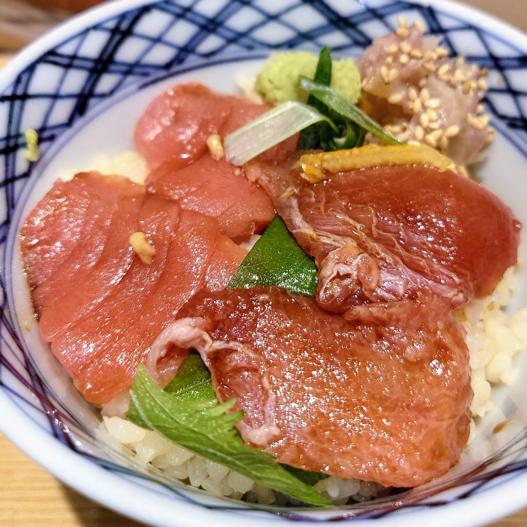 天然大トロ漬け丼