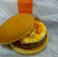 ベーコンエッグバーガー