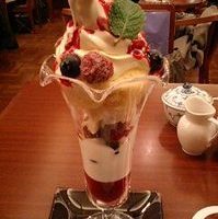 ミックスベリーとシフォンケーキのヴェリーヌ