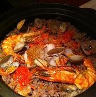 魚介と雑穀米のパエリア風タジン鍋