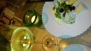 自家製チーズ盛り合わせ　長野県産ドライフルーツ添え