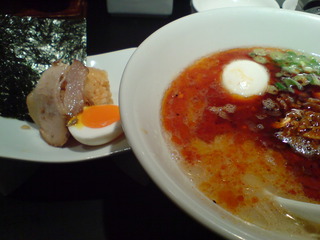 うま辛とんこつ　一風堂からか麺