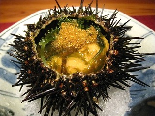 殻付き雲丹と海ぶどう