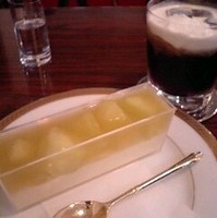 静岡マスクメロンのケーキ