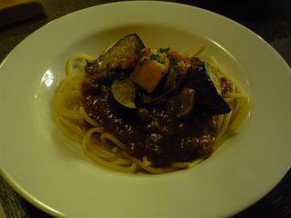 茄子とベーコンのミートソース