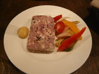 雷鳥と森鳩とフォアグラのテリーヌ