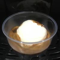 葉巻に合わせた焙煎のコーヒー、季節のメニューのアフォガート!