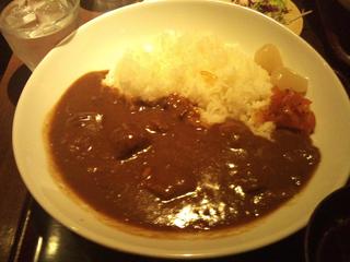 お肉たっぷり特製ビーフカレー