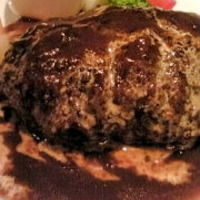 自家製ハンバーグ