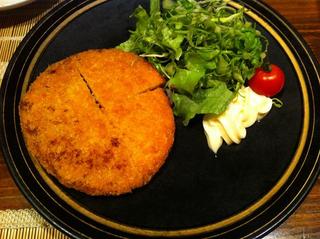 毛ガニ入りポテトコロッケ