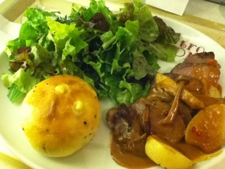 豚肉のロースト グリーンペッパーソース