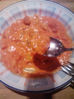 カボチャのニョッキとソーセージ　トマトクリームソース