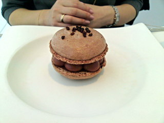 マカロンバーガー