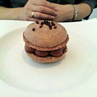 マカロンバーガー