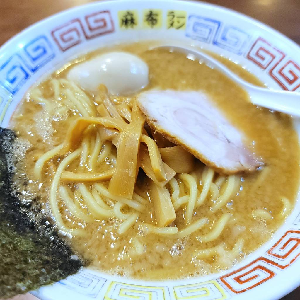 とんこつ正油ラーメン