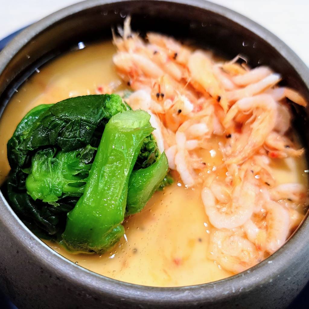 桜えびと菜の花の茶碗蒸し