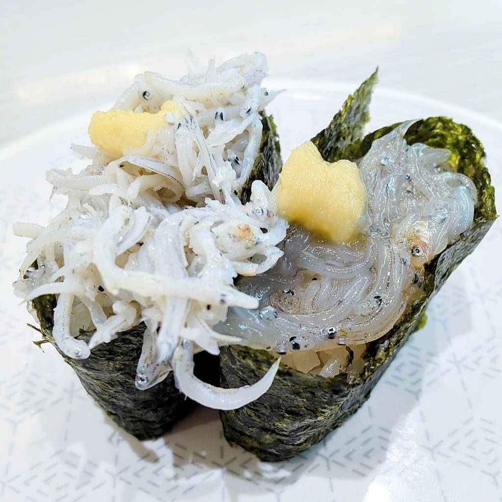 国産しらす軍艦食べ比べ