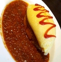 オムライス　ミートソース