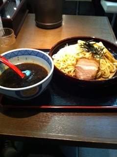ブラックつけ麺