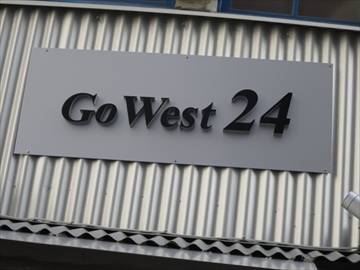 Go West 24