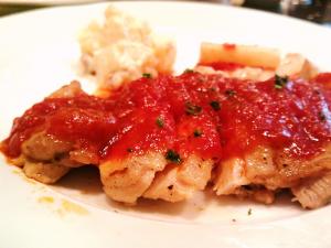 地鶏腿肉のソテー