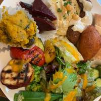 ビーガンプレート、サラダ