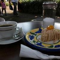 モンブランとコーヒー