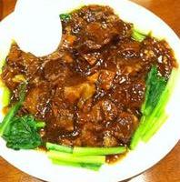 ガウナン、牛角煮