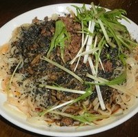 黒胡麻担々麺